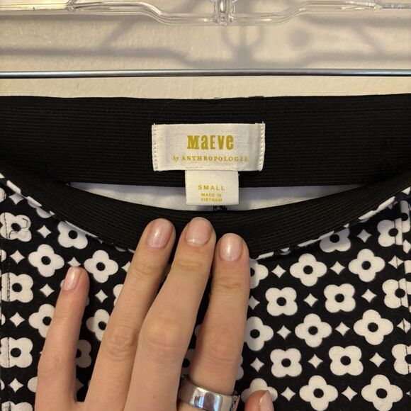 Maeve Anthropologie Margot Kick‎ Flare Cropped Pants Black White Floral Retro S - Picture 2 of 8